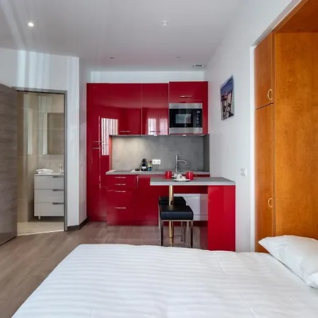 French Riviera Confidential Centre Les Pins Proche Des Plages Apartamento