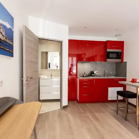 French Riviera Confidential Centre Les Pins Proche Des Plages Apartamento *
